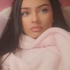 Meet your Posher, Kenna